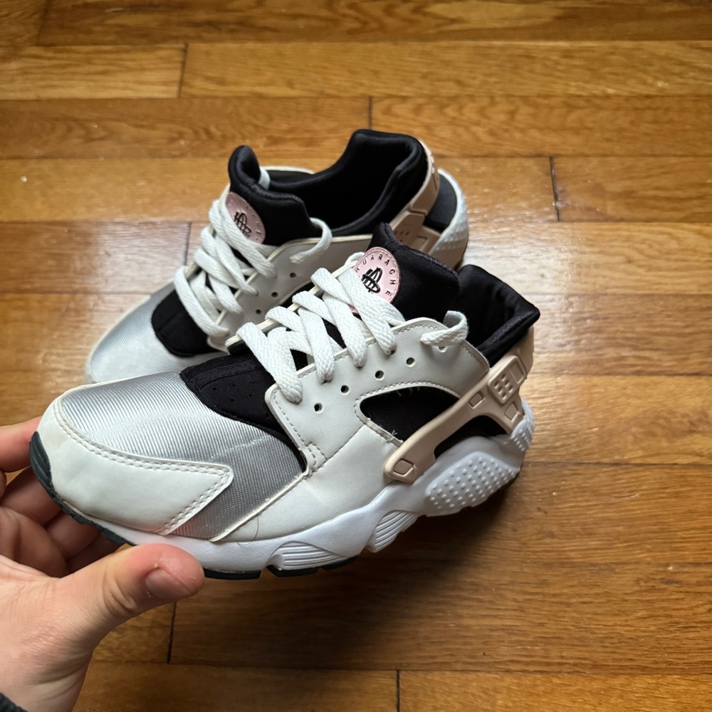 Womens Nike Huarache Shoes